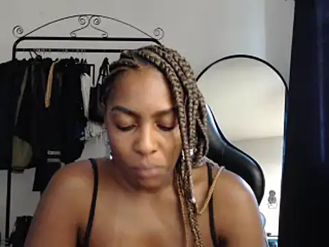 Snapshot of marisilva_br chatting on 02.26.25 marisilva br online show from 02.26.25