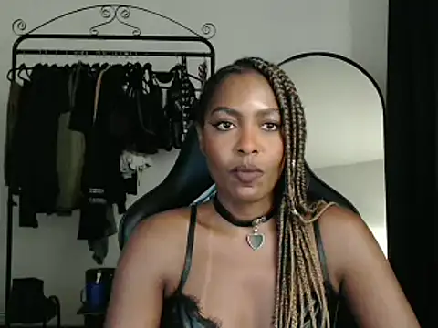 Snapshot of marisilva_br chatting on 03.09.25 marisilva br online show from 03.09.25