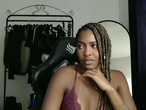 Snapshot of marisilva_br chatting on 03.10.25 marisilva br online show from 03.10.25