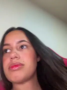 Monica Pimentinha  online show from 02.05.25