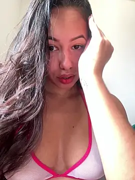 Monica Pimentinha  online show from 03.11.25