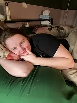 GingerSnap33 online show from 02.02.25