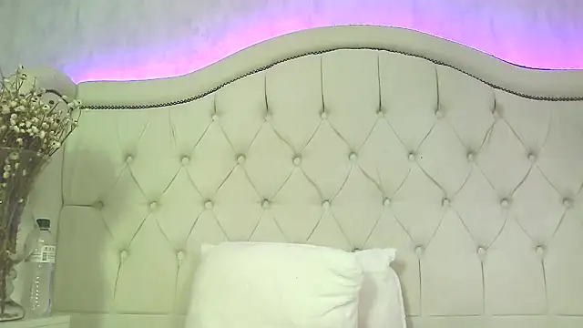 carolinesampaio online show from 11.15.25