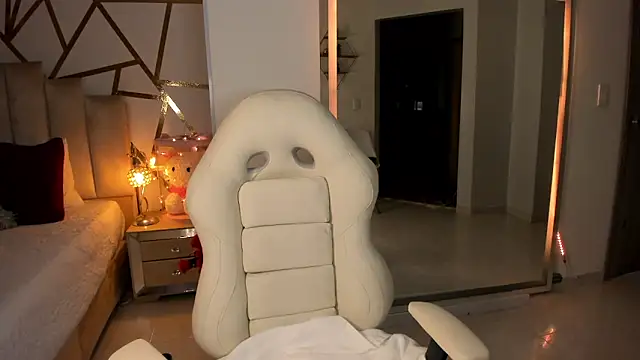 MiaAdams21 online show from 02.06.25