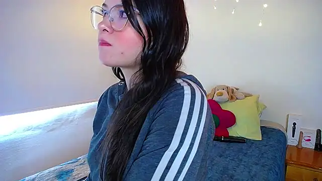 Snapshot of juli05star20 chatting on 02.02.25 juli05star20 online show from 02.02.25