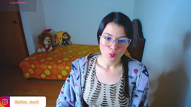 Snapshot of juli05star20 chatting on 03.07.25 juli05star20 online show from 03.07.25