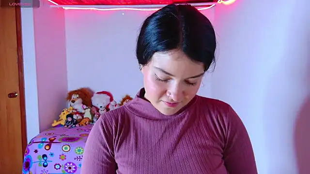 juli05star20 online show from 11.29.25