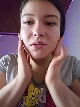 Snapshot of juli05star20 chatting on 07.18.26 juli05star20 online show from 07.18.26