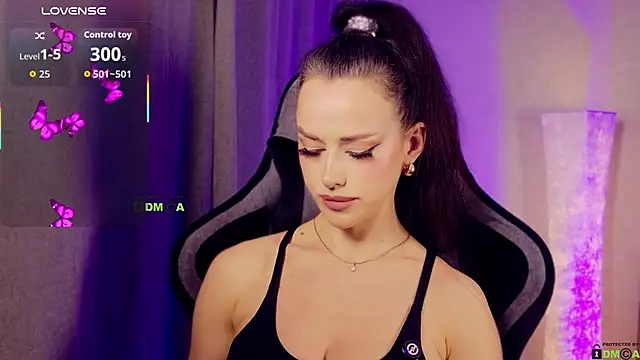 -CrazyAnna- online show from 03.18.26