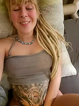 Jenna-Lia online show from 12.22.24