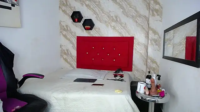 issa  love online show from 11.14.25