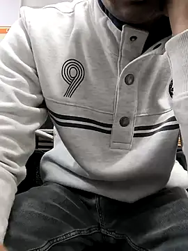 toxicboy121212 online show from 12.15.24