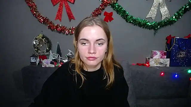 MargaritaKiss online show from 12.15.25