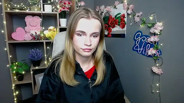 Snapshot of MargaritaKiss chatting on 05.30.26 MargaritaKiss online show from 05.30.26