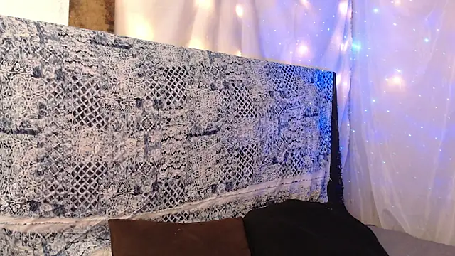 Snapshot of Marci_owo chatting on 01.12.25 Marci owo online show from 01.12.25