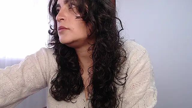 Snapshot of Marci_owo chatting on 01.21.25 Marci owo online show from 01.21.25