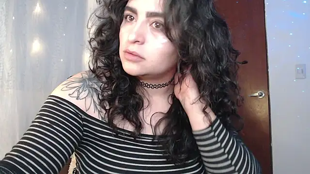 Snapshot of Marci_owo chatting on 01.23.25 Marci owo online show from 01.23.25