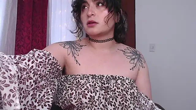 Snapshot of Marci_owo chatting on 02.08.25 Marci owo online show from 02.08.25