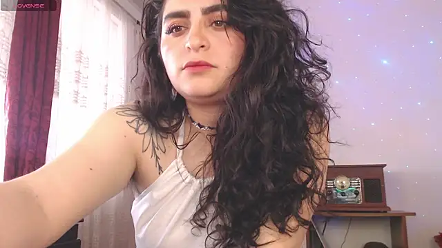 Snapshot of Marci_owo chatting on 09.13.25 Marci owo online show from 09.13.25