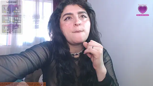 Snapshot of Marci_owo chatting on 11.22.25 Marci owo online show from 11.22.25