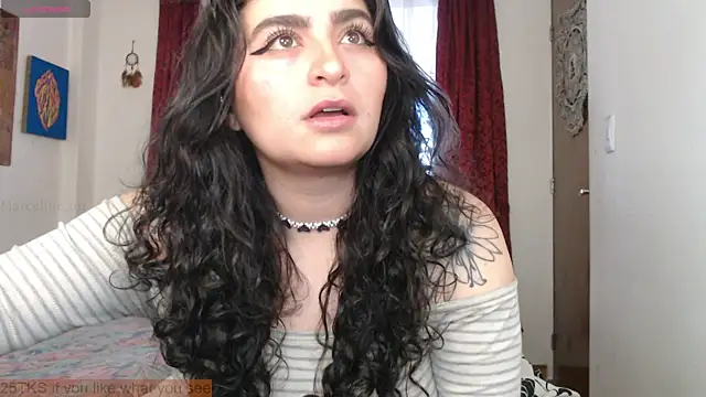 Snapshot of Marci_owo chatting on 12.16.25 Marci owo online show from 12.16.25