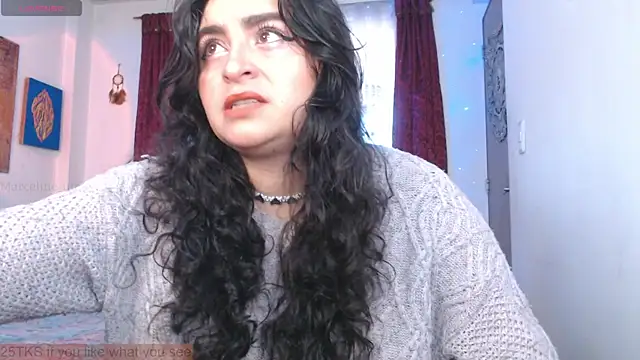 Snapshot of Marci_owo chatting on 12.19.25 Marci owo online show from 12.19.25