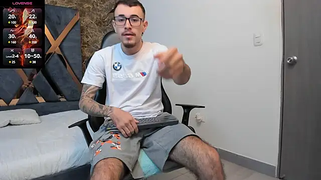 CodyWalkerR online show from 03.06.25