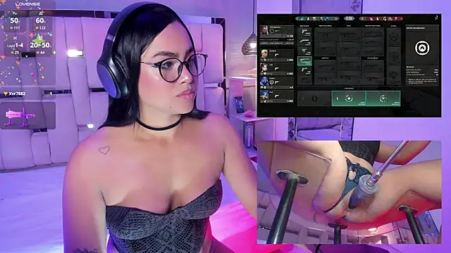 Snapshot of Alice_Roys chatting on 05.17.26 Alice Roys online show from 05.17.26