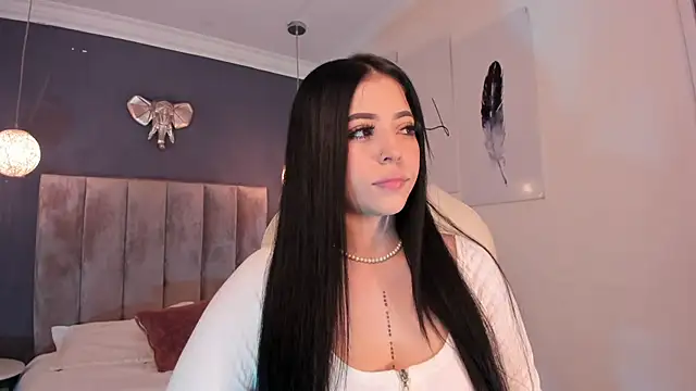 Maaiitee online show from 12.21.24