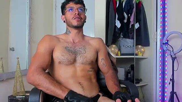 JuanBlade online show from 03.20.25