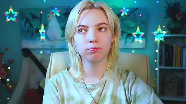 Snapshot of RocKStone_ chatting on 12.26.24 RocKStone  online show from 12.26.24