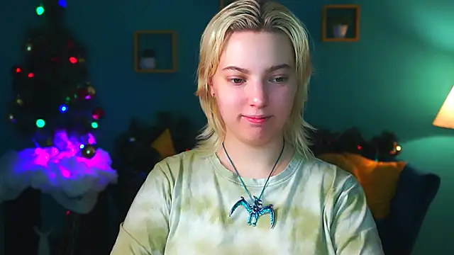 Snapshot of RocKStone_ chatting on 01.10.25 RocKStone  online show from 01.10.25