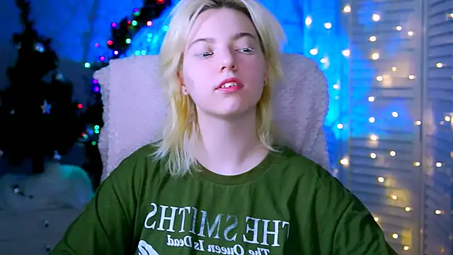 Snapshot of RocKStone_ chatting on 01.14.25 RocKStone  online show from 01.14.25