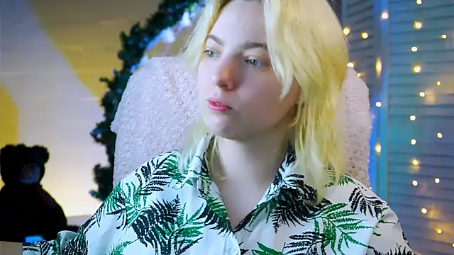 Snapshot of RocKStone_ chatting on 01.18.25 RocKStone  online show from 01.18.25