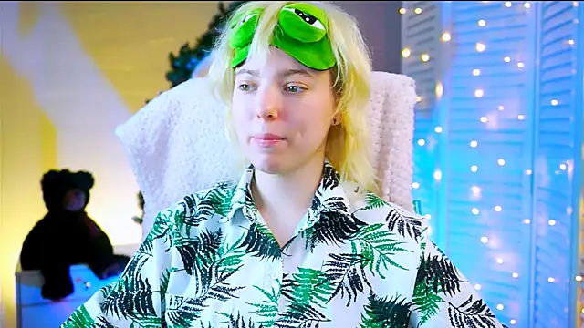 Snapshot of RocKStone_ chatting on 01.18.25 RocKStone  online show from 01.18.25