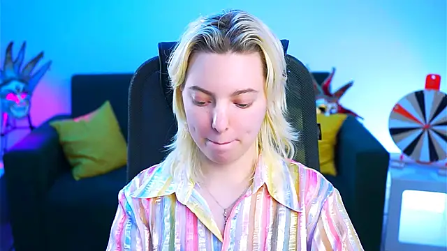 Snapshot of RocKStone_ chatting on 02.05.25 RocKStone  online show from 02.05.25