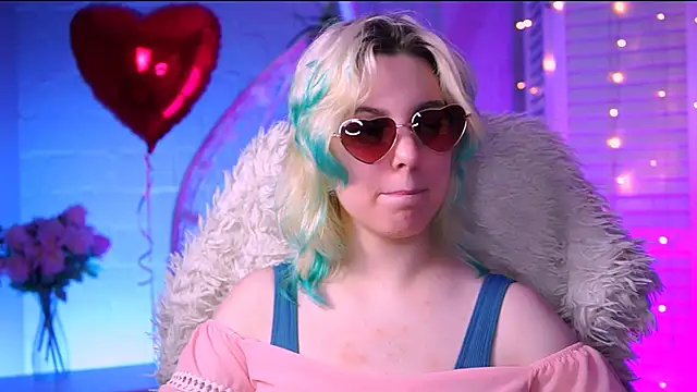 Snapshot of RocKStone_ chatting on 02.14.25 RocKStone  online show from 02.14.25