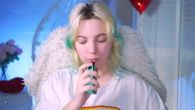 Snapshot of RocKStone_ chatting on 02.16.25 RocKStone  online show from 02.16.25