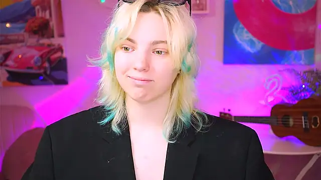 Snapshot of RocKStone_ chatting on 02.17.25 RocKStone  online show from 02.17.25