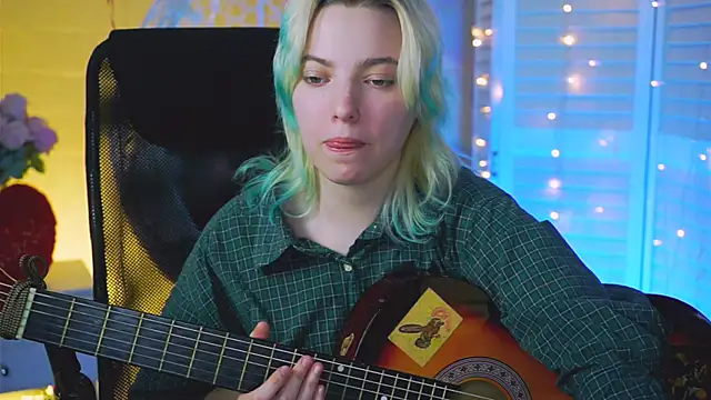 Snapshot of RocKStone_ chatting on 02.18.25 RocKStone  online show from 02.18.25