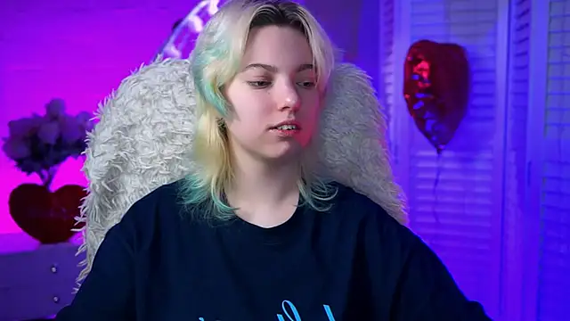 Snapshot of RocKStone_ chatting on 02.25.25 RocKStone  online show from 02.25.25