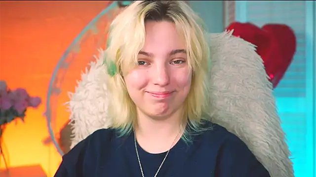 Snapshot of RocKStone_ chatting on 03.01.25 RocKStone  online show from 03.01.25