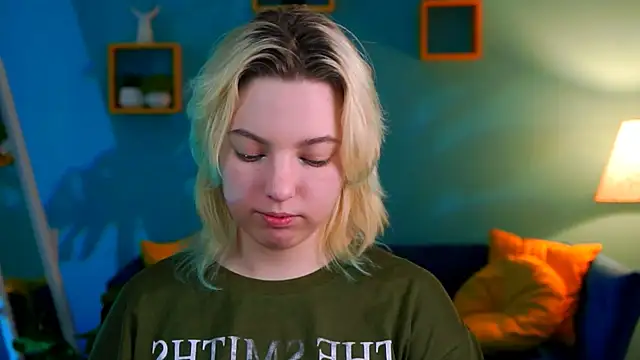 Snapshot of RocKStone_ chatting on 03.04.25 RocKStone  online show from 03.04.25