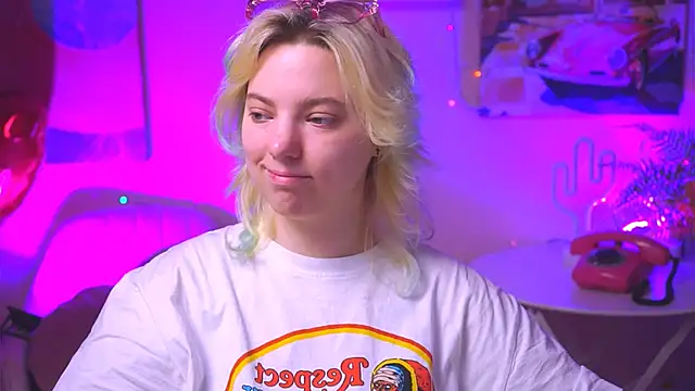 Snapshot of RocKStone_ chatting on 03.05.25 RocKStone  online show from 03.05.25