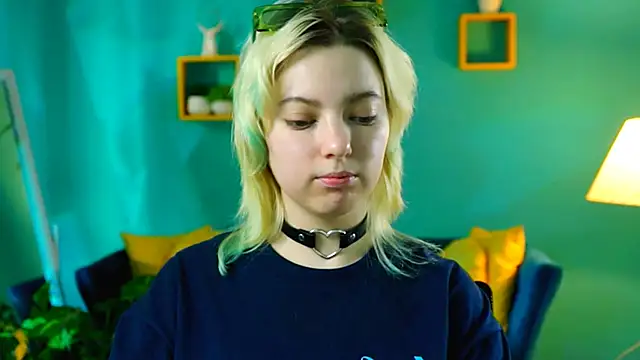 Snapshot of RocKStone_ chatting on 03.10.25 RocKStone  online show from 03.10.25