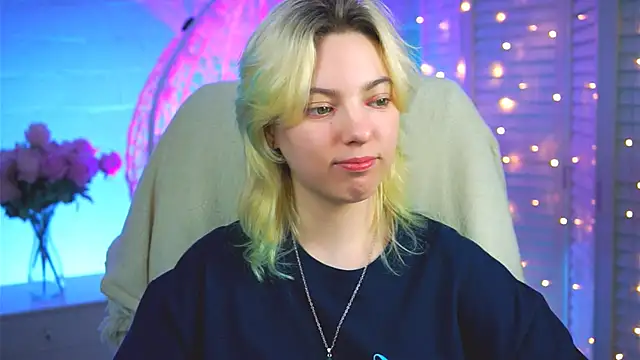 Snapshot of RocKStone_ chatting on 03.18.25 RocKStone  online show from 03.18.25