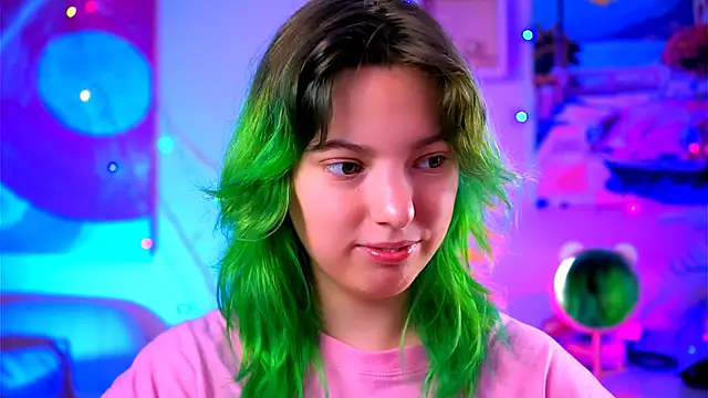 Snapshot of RocKStone_ chatting on 09.30.25 RocKStone  online show from 09.30.25