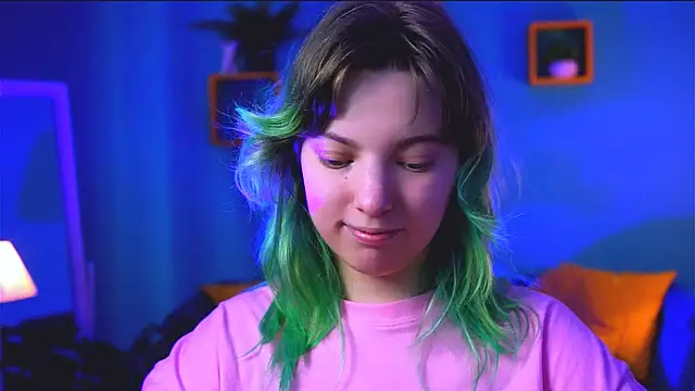 Snapshot of RocKStone_ chatting on 10.08.25 RocKStone  online show from 10.08.25