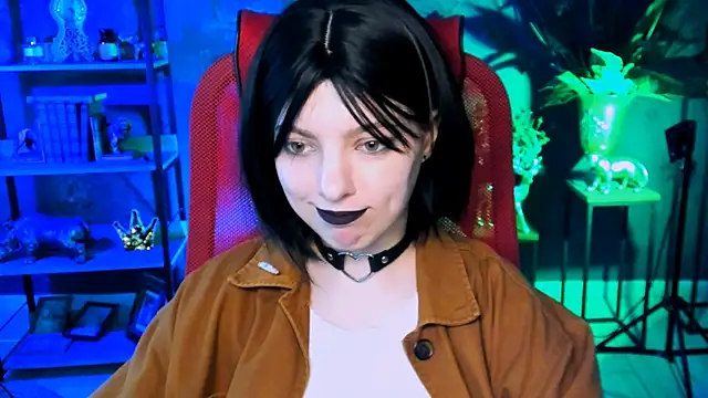 Snapshot of RocKStone_ chatting on 10.17.25 RocKStone  online show from 10.17.25