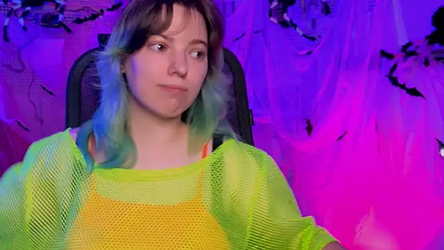 Snapshot of RocKStone_ chatting on 10.29.25 RocKStone  online show from 10.29.25